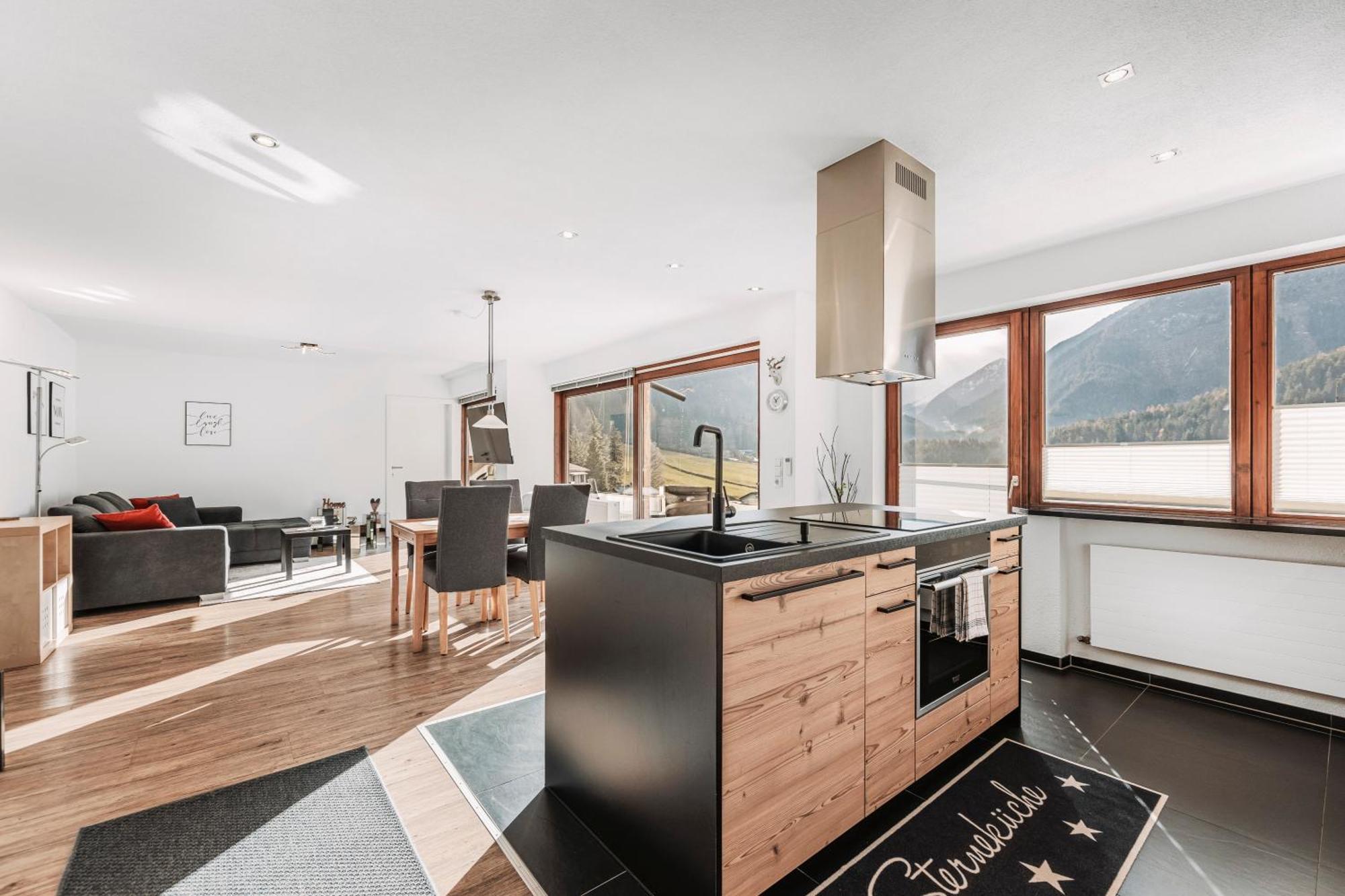 Herzblut Wohlfuehl Appartements Oetz Bagian luar foto