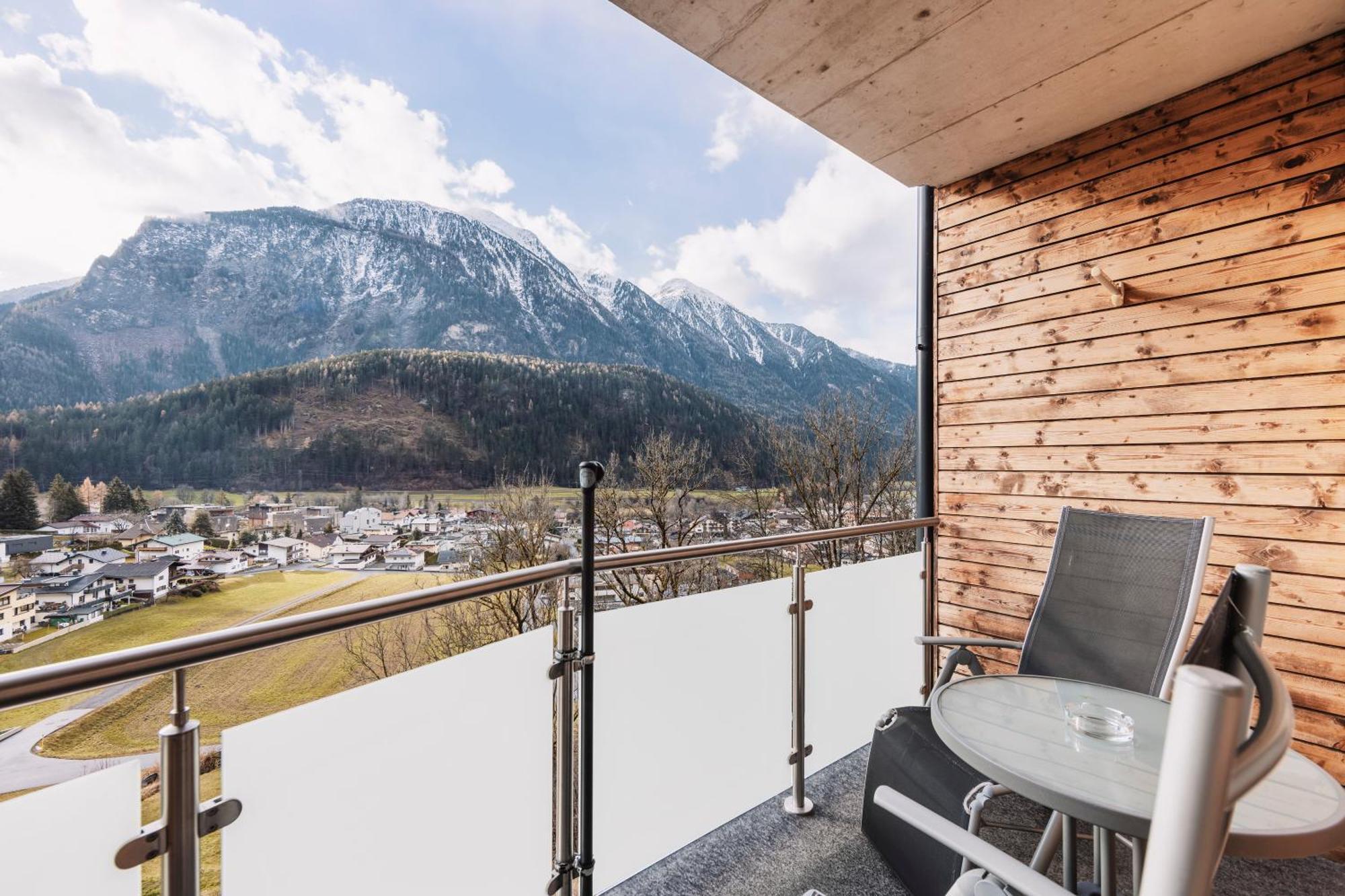 Herzblut Wohlfuehl Appartements Oetz Bagian luar foto